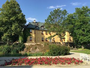 Schloss Stonsdorf
