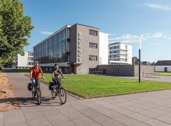 Elberadweg - Dessau - Bauhaus © Felix Meyer