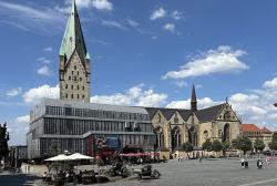 Marktplatz und Dom in Paderborn © Karl Heinz Schäfer