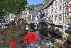 Monschau - Reise in das Dreiländereck mit Eifel, Aachen und Maastricht