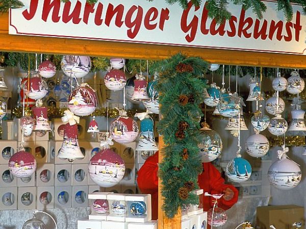 Weihnachtsmarkt in Eisenach und Advent auf der Wartburg