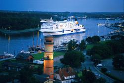 Nils Holgerson am Leuchtturm