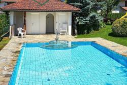 Hotel Rosenheim - Außenpool