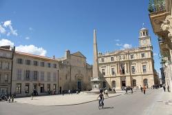 Flusskreuzfahrt auf der Rhone - Arles - Place de la Republique