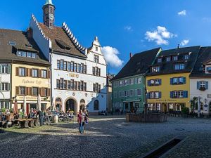 Staufen im Breisgau © alexanderbaetz auf Pixabay