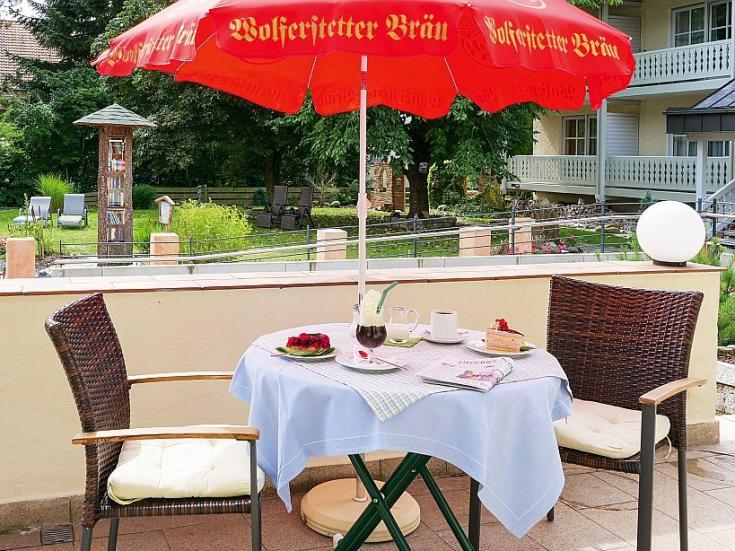 Hotel Lenauhof-Kururlaub in Bad Birnbach mit Haustürabholung-Terrasse Hotel Lenauhof-Kururlaub in Bad Birnbach mit Haustürabholung-Terrasse