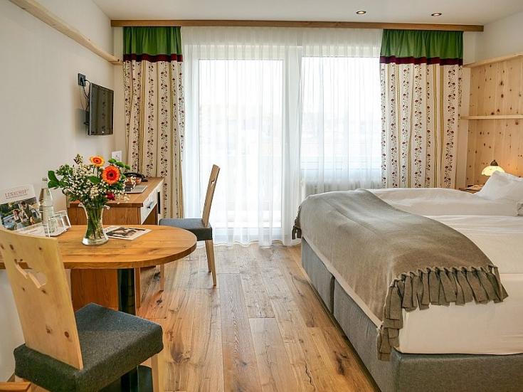 Hotel Lenauhof-Kururlaub in Bad Birnbach mit Haustürabholung-Zimmerbeispiel Hotel Lenauhof-Kururlaub in Bad Birnbach mit Haustürabholung-Zimmerbeispiel