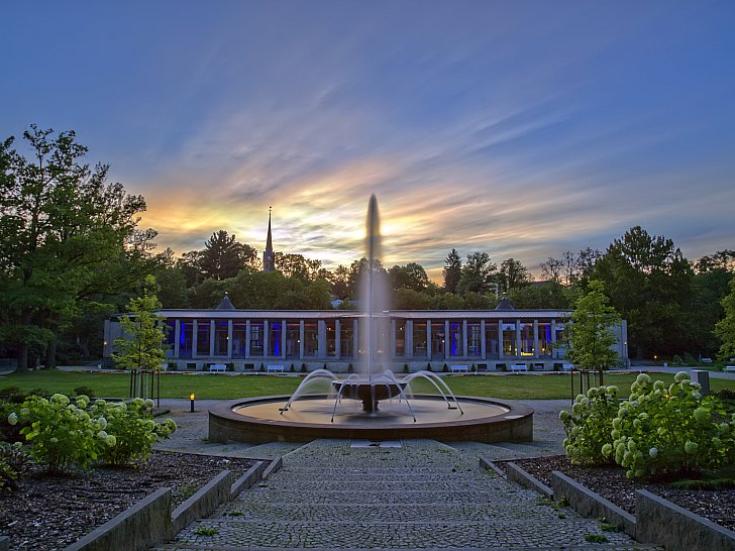 Kururlaub Bad Elster mit Haustürabholung - Kunstwandelhalle © Jan Bräuer, Martin Kreissl, Christian Bär Kururlaub Bad Elster mit Haustürabholung - Kunstwandelhalle © Jan Bräuer, Martin Kreissl, Christian Bär