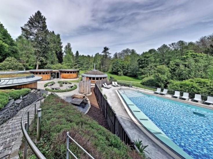 Santé Royale Resort - Kururlaub Bad Brambach mit Haustürabholung Santé Royale Resort - Kururlaub Bad Brambach mit Haustürabholung