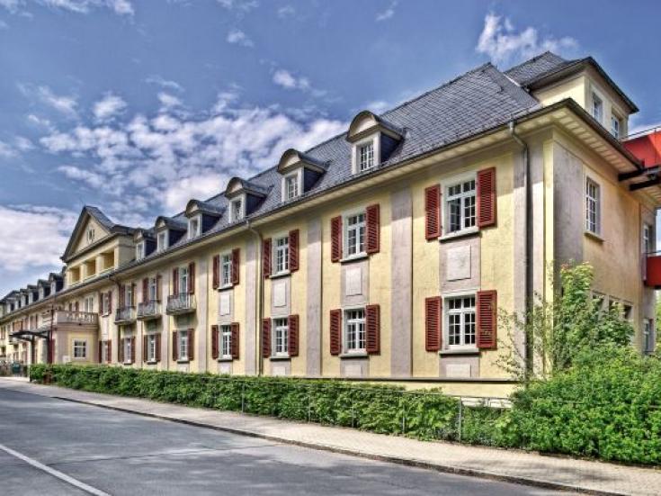 Santé Royale Resort - Kururlaub Bad Brambach mit Haustürabholung Santé Royale Resort - Kururlaub Bad Brambach mit Haustürabholung