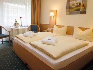 Hotel Rottaler Hof I Kururlaub Bad Füssing mit Haustürabholung- Zimmerbeispiel