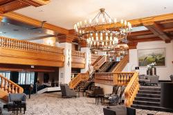 Maximilian Grand Hotel - Lobby - Kururlaub Bad Griesbach mit Haustürabholung