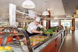 Hotel Ikar Plaza - Kururlaub in Kolberg - mit Haustürabholung