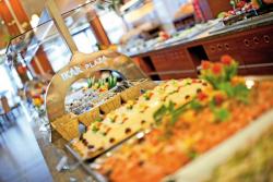 Hotel Ikar Plaza - Kururlaub in Kolberg - mit Haustürabholung