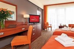 Hotel Ikar Plaza - Kururlaub in Kolberg - mit Haustürabholung