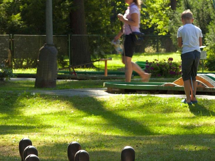 Kurhaus Imperial - Gartenanlage - Kururlaub in Franzensbad mit Haustürabholung Kurhaus Imperial - Gartenanlage - Kururlaub in Franzensbad mit Haustürabholung