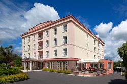 Francis-Palace Spa & Wellness Hotel I Kururlaub in Franzensbad I mit Haustürabholung