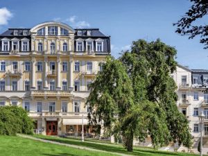 Hotel Hvêzda - Haus Imperial-Neapol I Kururlaub Marienbad I mit Haustürabholung