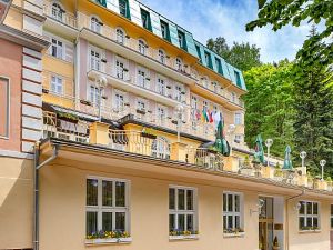 Vltava Ensana Health Spa Hotel - Kururlaub Marienbad mit Haustürabholung