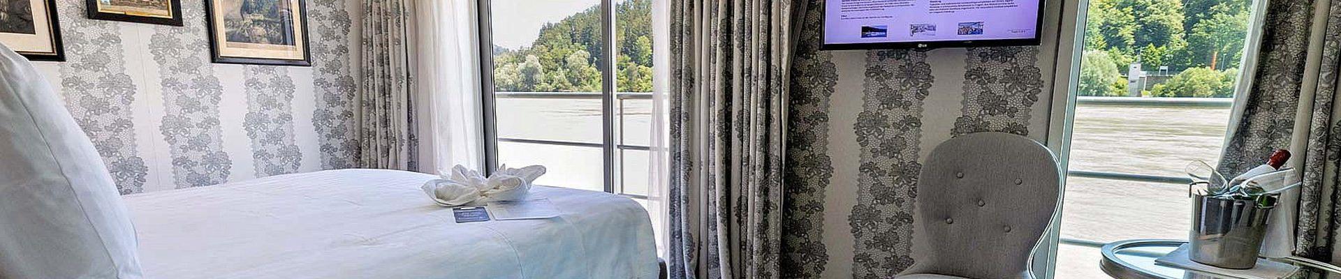 MS Compass Empress - Flusskreuzfahrt 2026 auf der Donau mit Haustürabholung - Oberdeck Suite