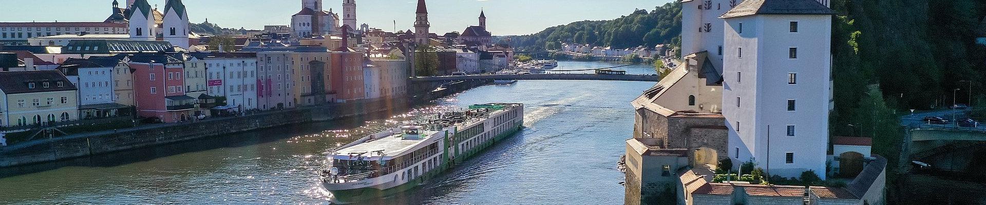 Flusskreuzfahrt auf der Donau mit DCS Amethyst I mit Haustürabholung