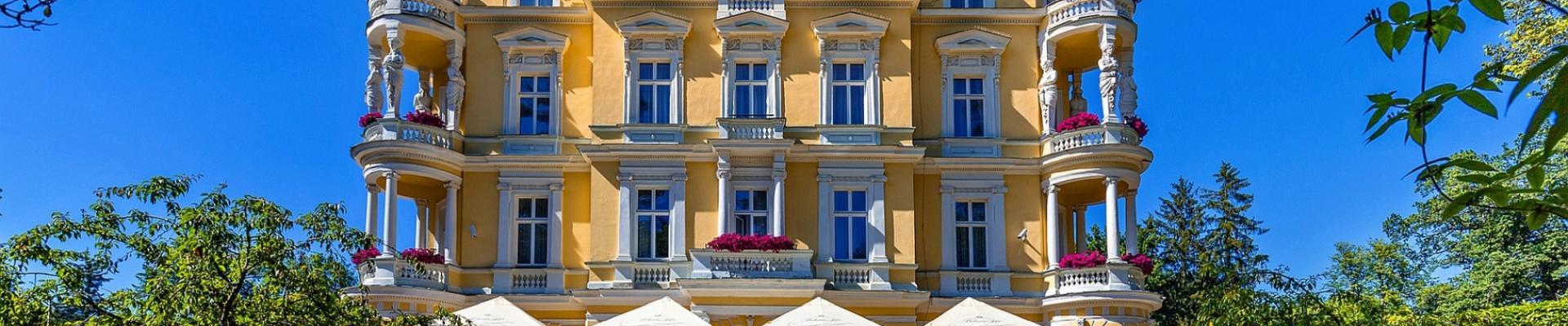 Kurhaus Imperial - Kururlaub in Franzensbad mit Haustürabholung