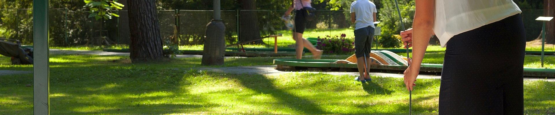 Kurhaus Imperial - Gartenanlage - Kururlaub in Franzensbad mit Haustürabholung