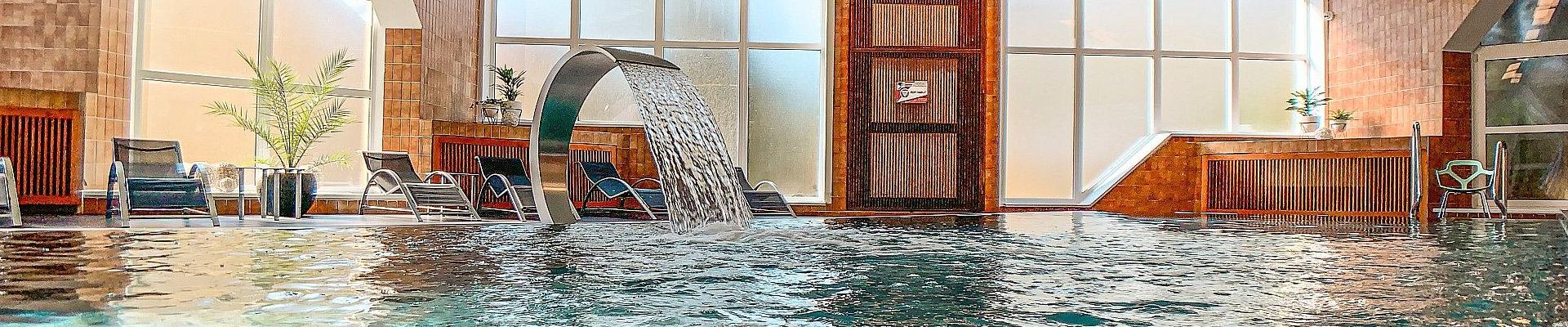 Monti Spa Hotel - Innenpool