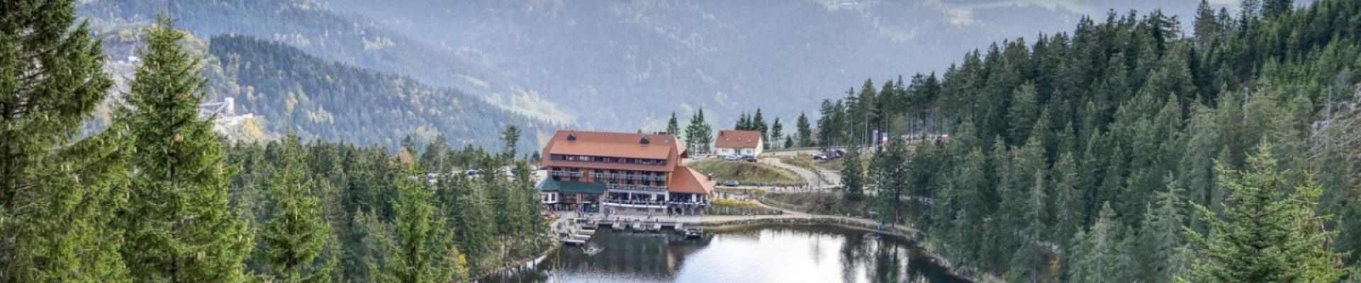 Mummelsee im Schwarzwald © D. Lohner auf Pixabay