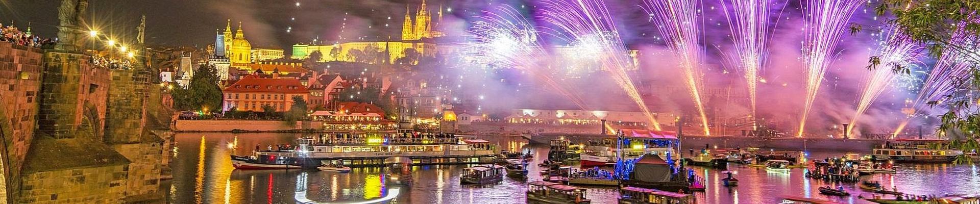 Busreise nach Prag - Moldau in Flammen zum Navalis-Fest
