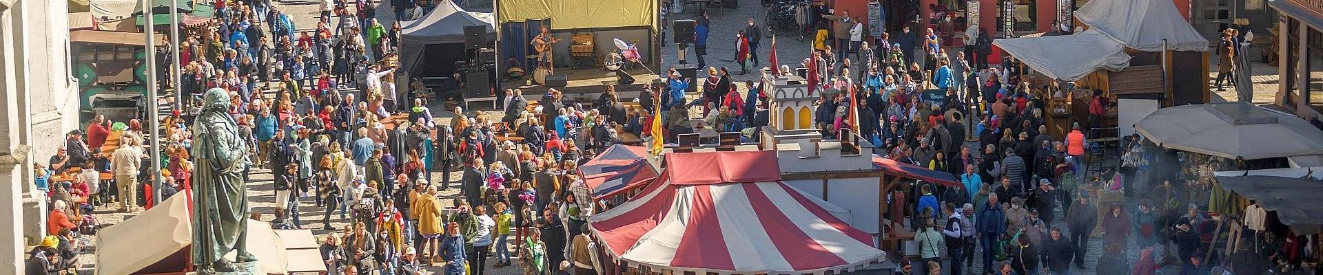 Tagesfahrten im Oktober 2025 - Zwiebelmarkt in Weimar-Foto Maik Schuck Weimar GmbH