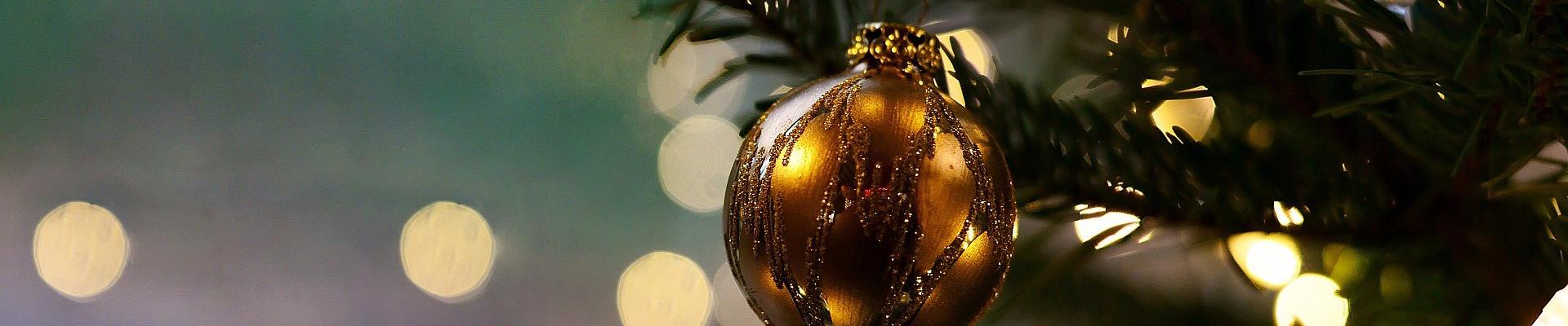 Weihnachtsbaumkugel © Congerdesign auf Pixabay