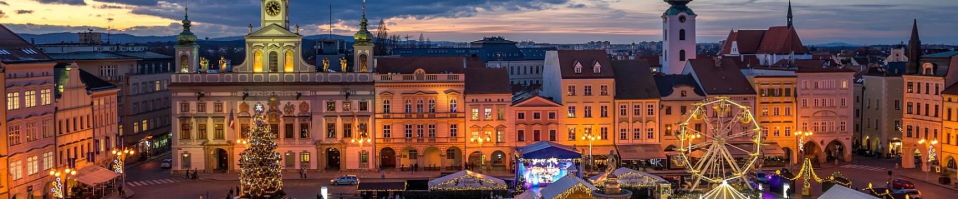 Weihnachtsmarkt Budweis © Leonhard Niederwimmer auf Pixabay