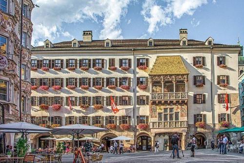 Das Goldene Dachl in Innsbruck © Alfred auf Pixabay