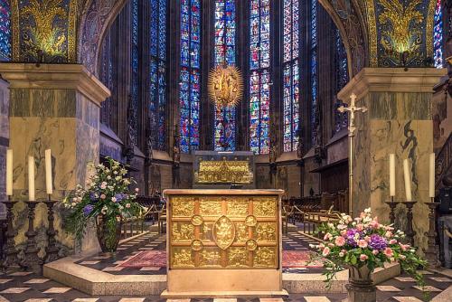 Dom in Aachen © Thomas Wolter auf Pixabay