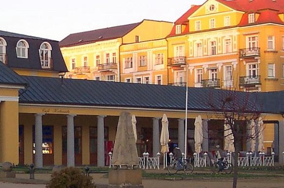 Kururlaub in Franzensbad mit Haustürabholung DE