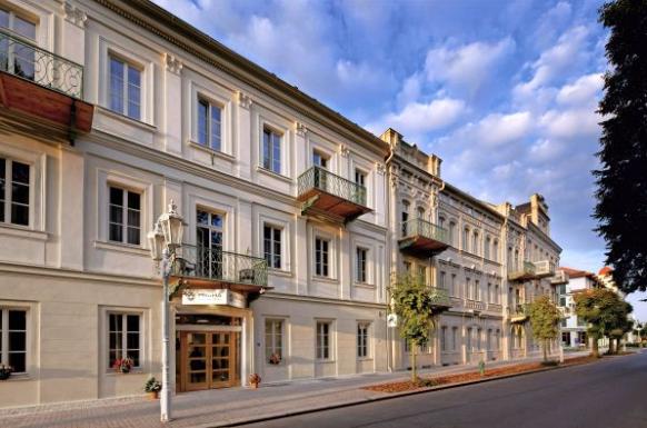 Badenia Hotel Praha 3*** - Kururlaub in Franzensbad mit Haustürabholung DE
