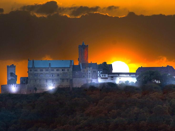 Abendstimmung auf der Wartburg © Klausdieter von Wangenheim auf Pixabay