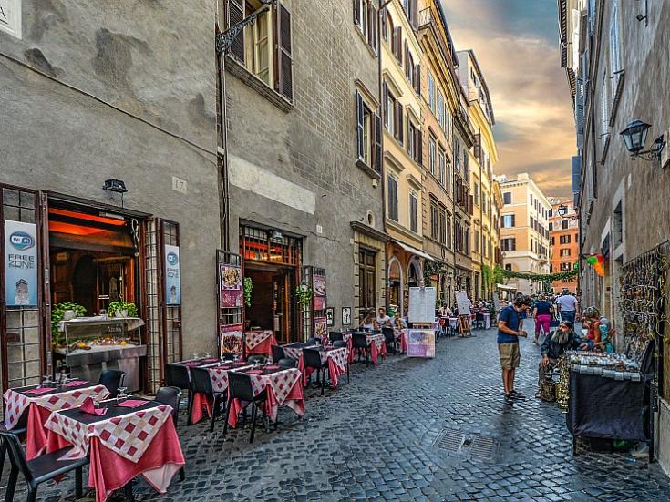 Gassen in der Altstadt von Rom © user 32212 auf Pixabay