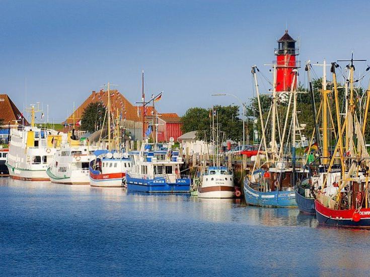 Büsum - Hafen - Reise zu den Höhepunkten der Nordsee