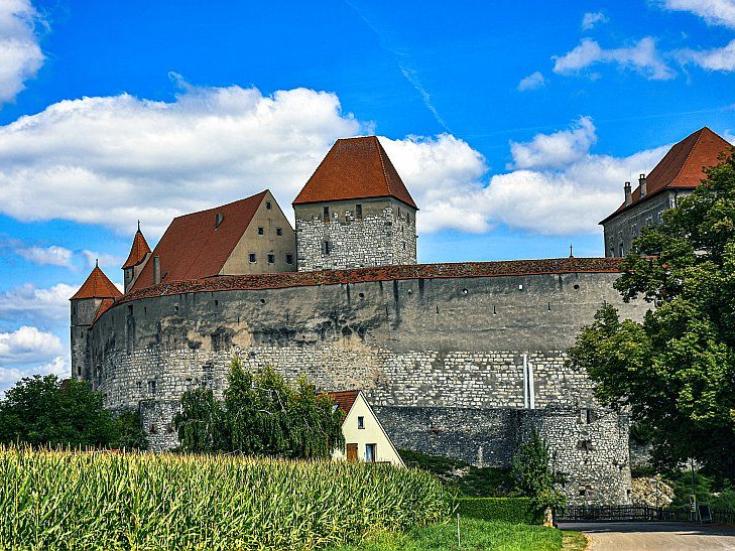 Burg Harburg an der Romantischen Strasse © Rita auf Pixabay