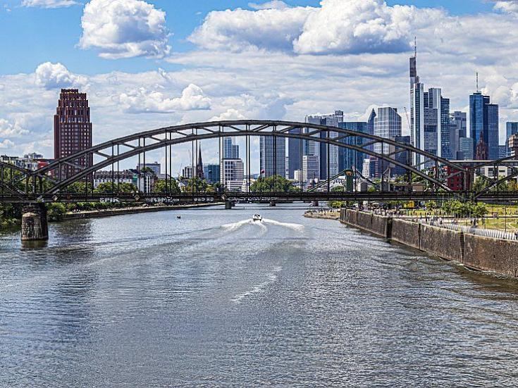 Panorama Frankfurt © Frank Bender auf Pixabay