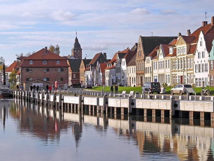 Glückstadt - Binnenhafen © GDM GmbH