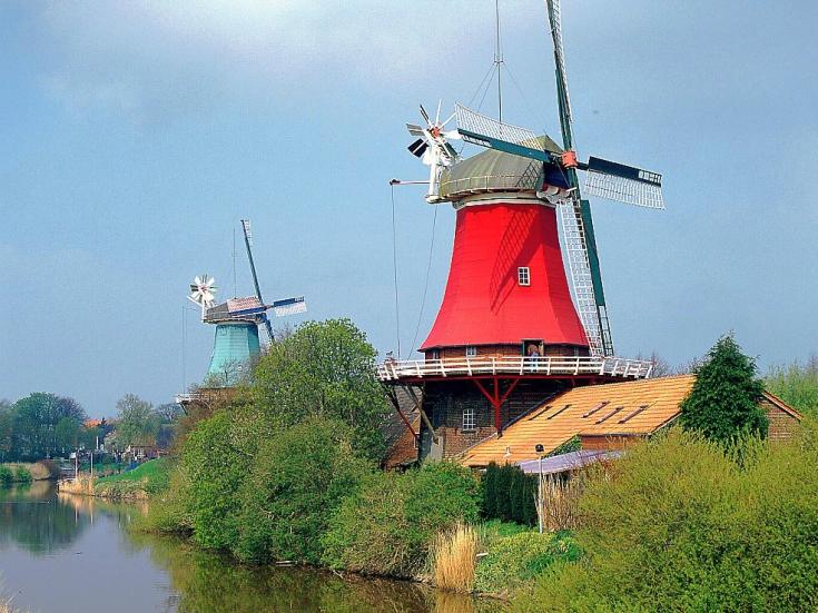 Mühlen von Greetsiel - Radtour Ostfriesland und Emsland