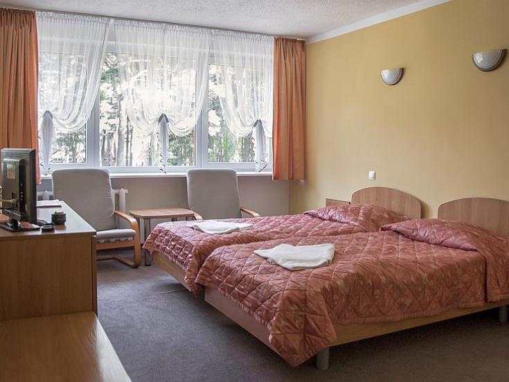 Hotel Bocianie Gniazdo (Storchennest) - Zimmerbeispiel