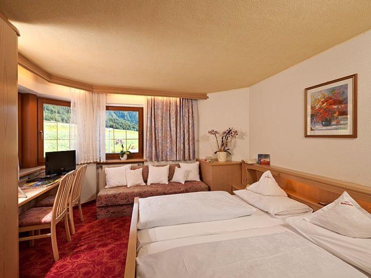 Hotel Rosenheim - Zimmerbeispeil