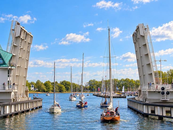 Klappbrücke in Kappeln an der Schlei - Ostern in Nordfriesland