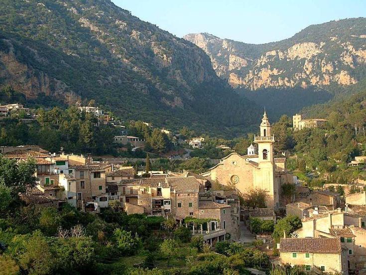 Kloster Valdemossa - Frühling auf Mallorca - Flugreise ab Hannover