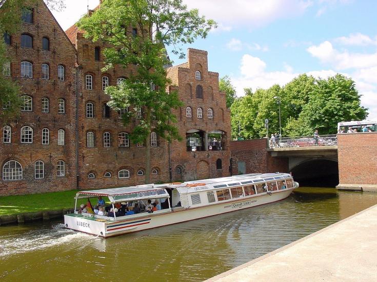 Lübeck - Stadtrundfahrt mit dem Schiff