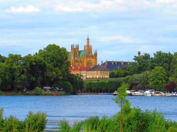 Sommer an Saar und Mosel - Metz in Lothringen © Vrenon Sullivan auf Pixabay